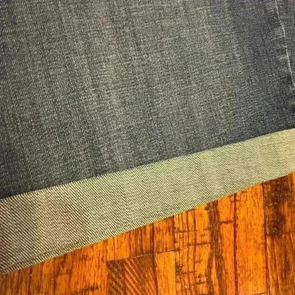 TALBOTS Girlfriend Style Denim Shorts - Size 12, Flawless Condition - Picture 5 of 9